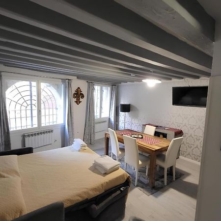 Otto House Apartment เวนิส ภายนอก รูปภาพ